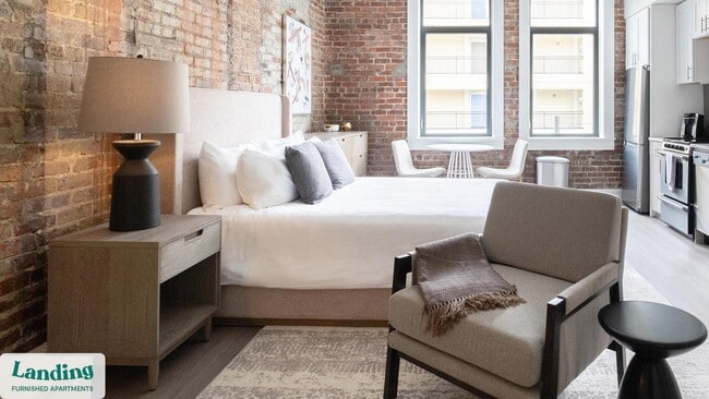 Photo - 425 20th St S Unit 209.579044