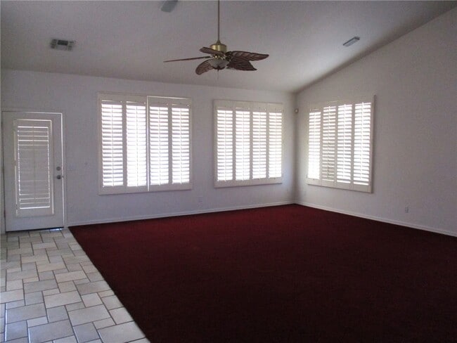 Photo - 2902 Desert Vista Dr