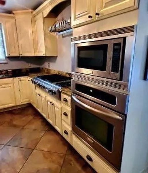 Photo - 212 Canulette Rd