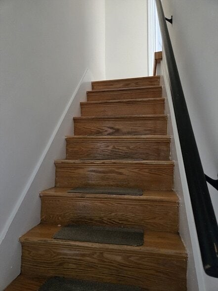 Photo - 137 Clapp St