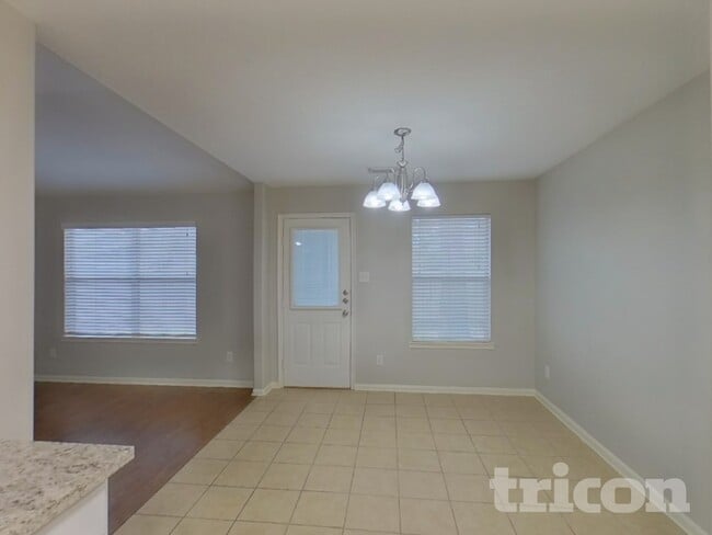 Photo - 14045 Buckskin Dr