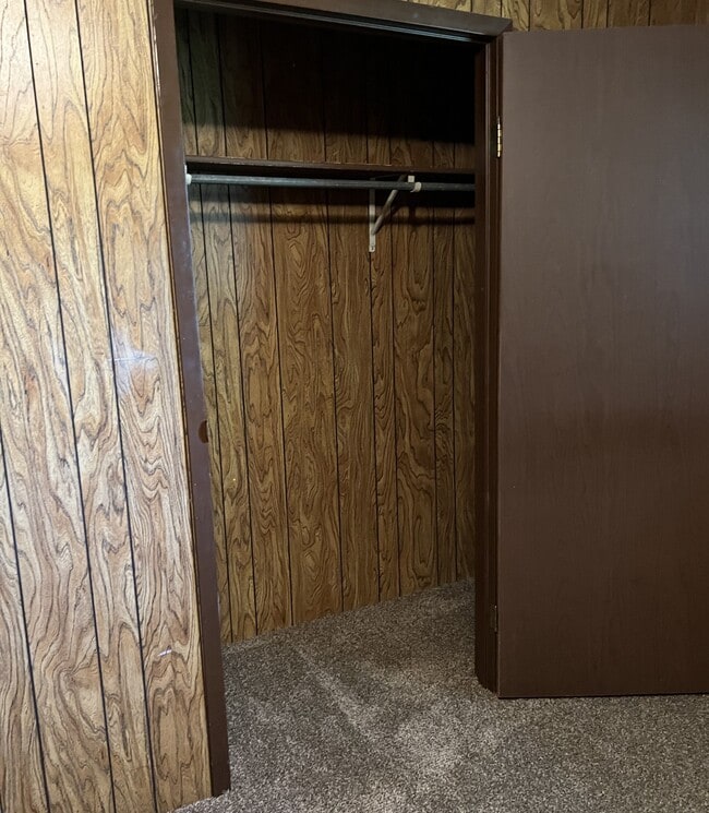 Photo - Heth Apartments