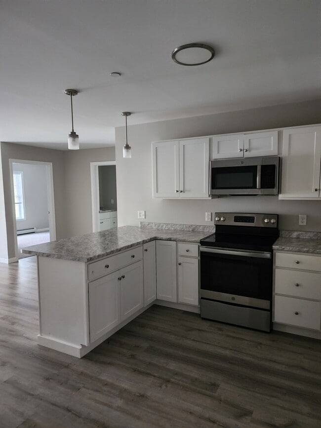 Photo - Wellington Court