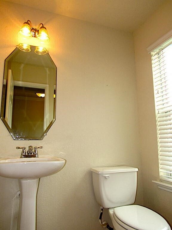 Photo - 29222 Legends Green Dr