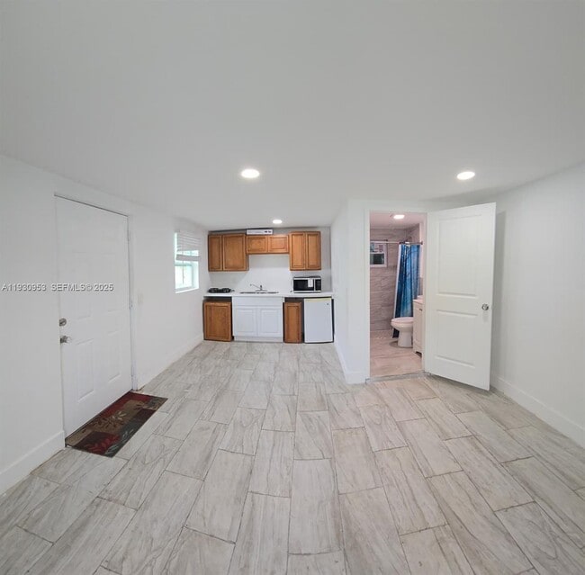 Photo - 10241 Haitian Dr Unit n/a