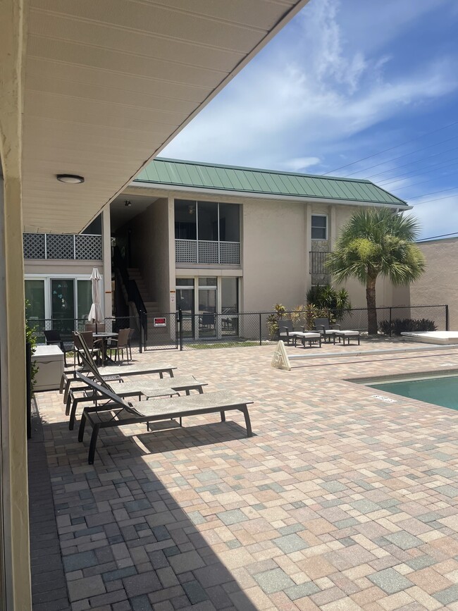 Building Photo - 3907 Del Prado Blvd S Unit C201 Rental