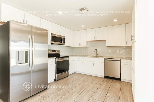 Photo - 3902 E Willow Ave
