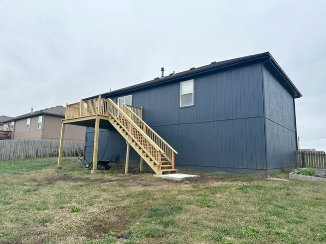 Photo - 3 Bed | 2.5 Bath | 2 Car Split Level Home in Belton