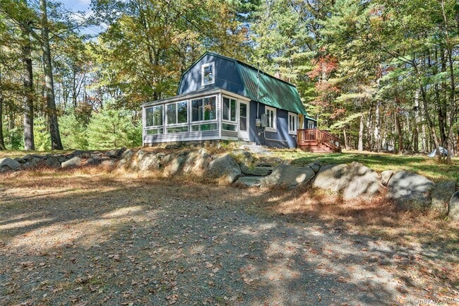 Photo - 24 Old Westbrookville Rd