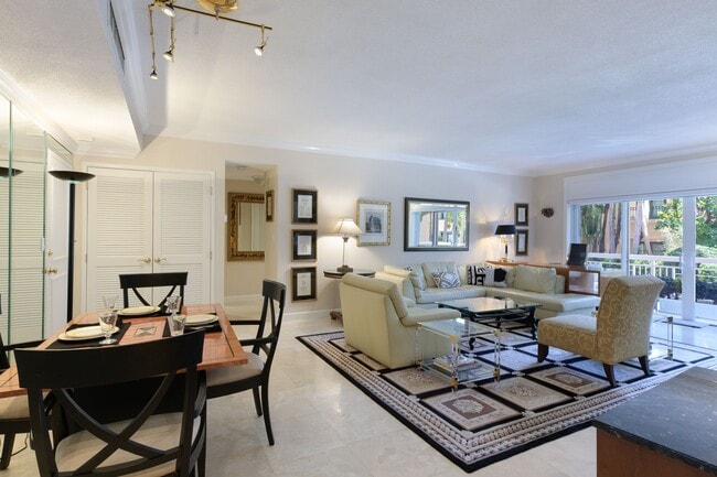 Photo - 250 Bradley Pl