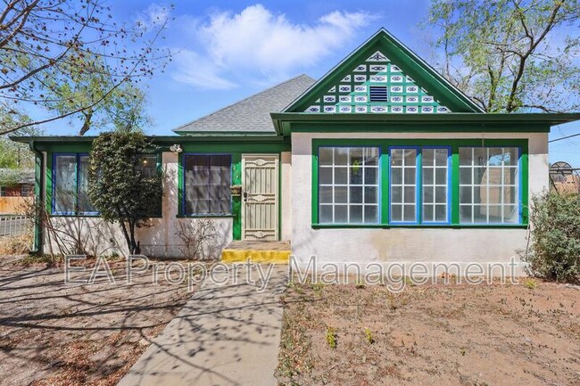 Photo - 223 Edith Blvd SE Casa