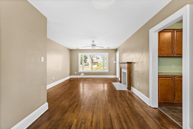 Photo - 1718 Clifton Rd