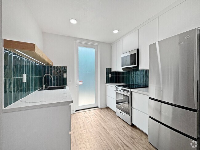Building Photo - Charming Studio in Cherokee Point W/ A/C, ... Rental