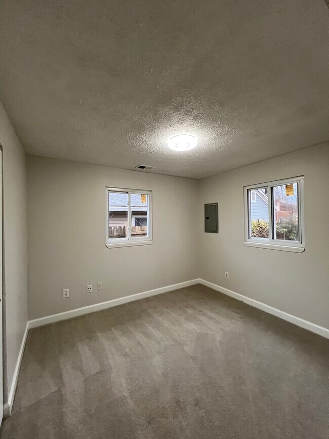 Photo - 1130 N Pershing Ave