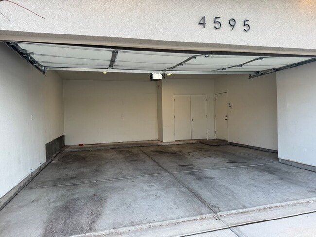 Photo - Villa Loma Town Home