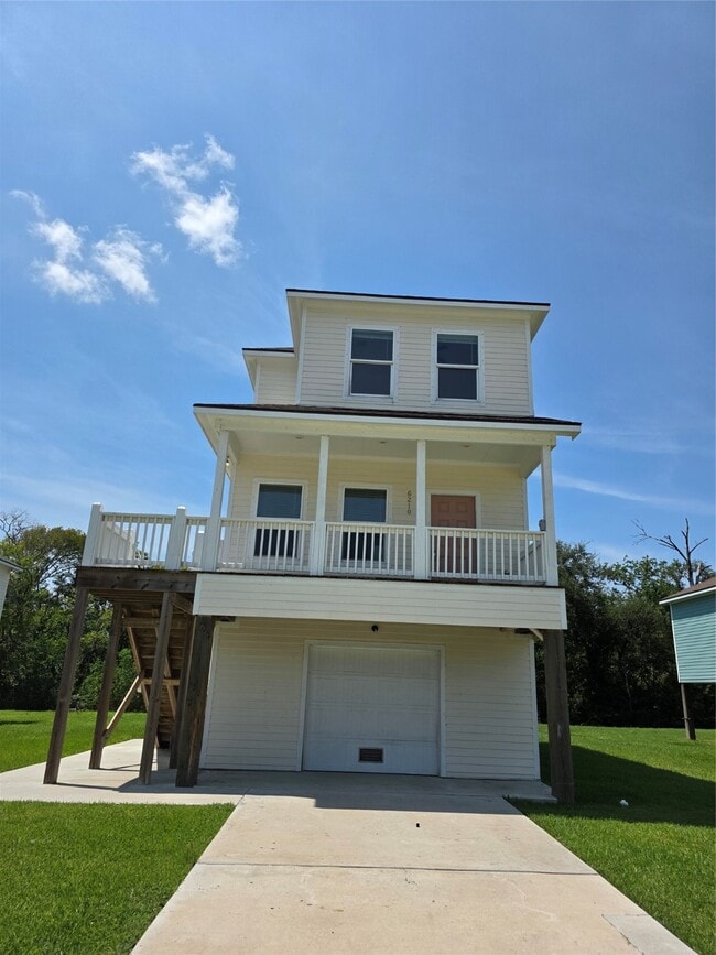 Building Photo - 6210 Lacey Oak Dr Rental