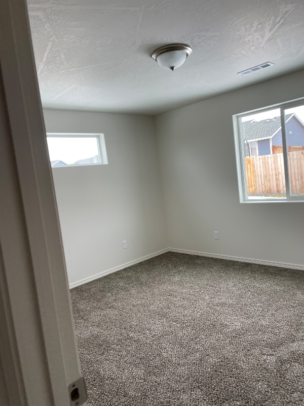 Photo - 1328 W Javelin St