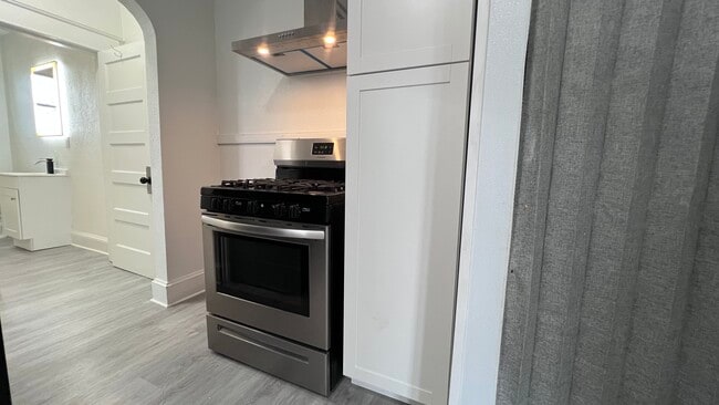 Photo - 1707 Holladay St Unit 7