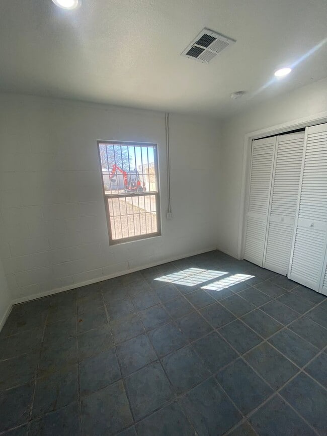 Photo - 2,400 sq. ft. Commercial Space – Prime Loc...