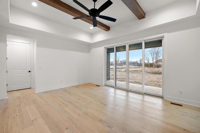 Photo - 5968 Willow Grove