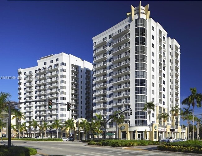 Building Photo - 1830 Radius Dr Unit 214