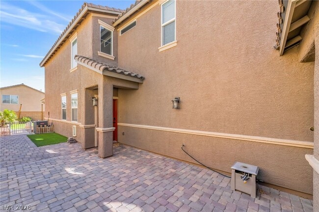 Photo - 1132 Blakes Field Pl