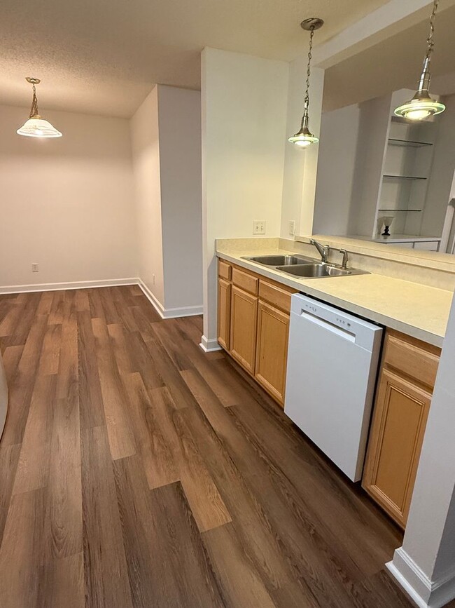 Photo - Move In Ready Condo