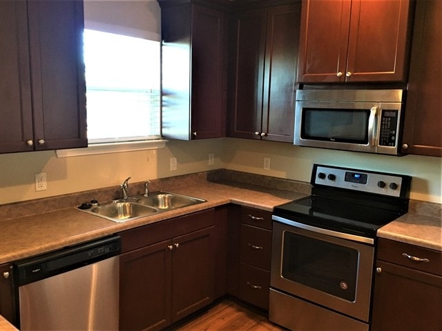 Photo - 170 Lake Pointe Dr