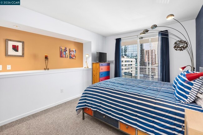 403 Main St Unit 816