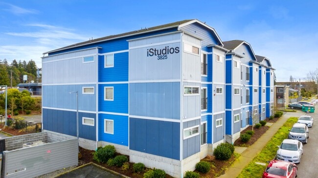 iStudios