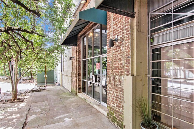 1/1 True Industrial Loft Downtown - 1/1 True Industrial Loft Downtown Unit 501