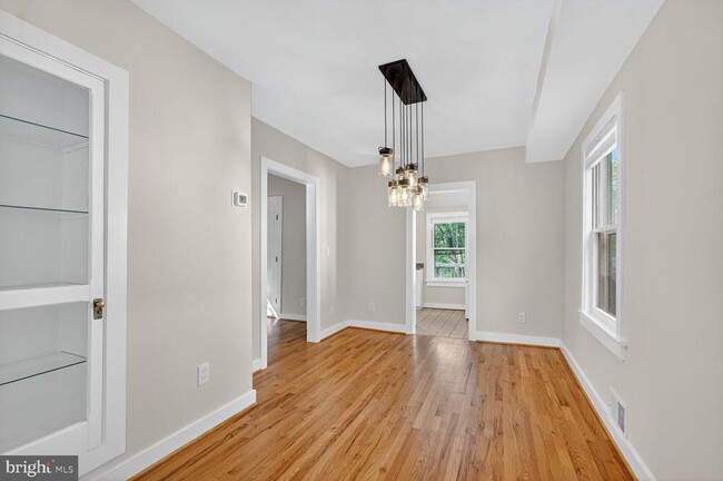 Photo - 3629 22nd St N