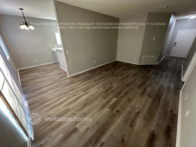 Photo - 833 E Minton St