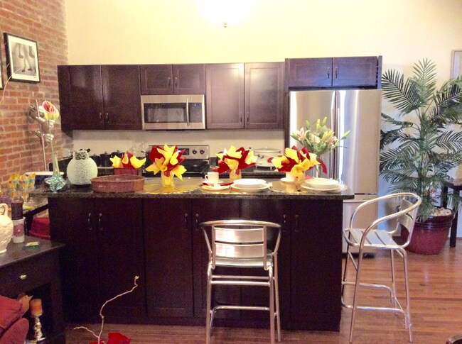 Photo - 311 W Baltimore St Apartment Unit 303