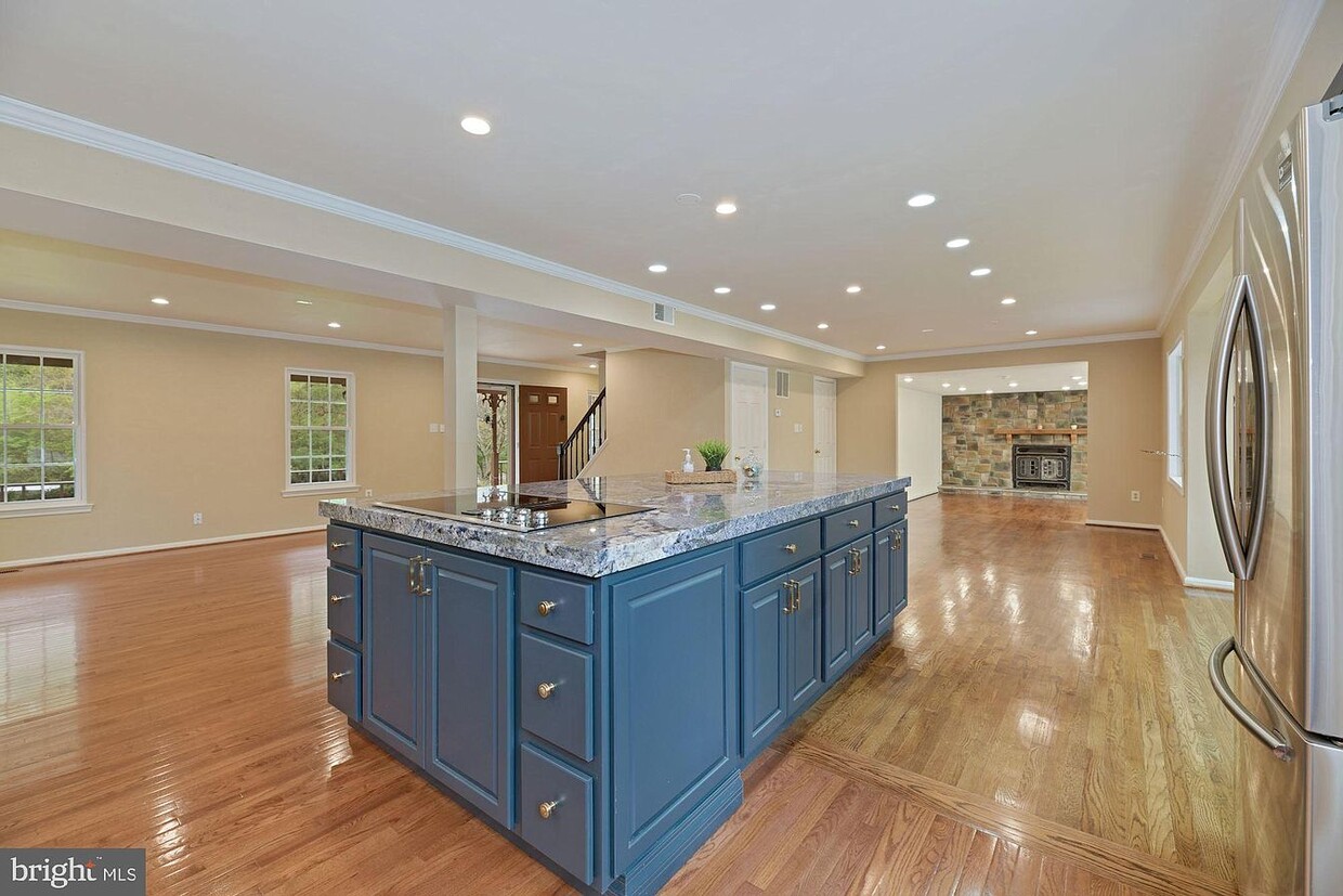 Photo - 4813 Marymead Dr (Fairfax, VA)
