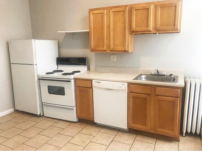 Building Photo - 3300 Jefferson Ave Unit 3300-01