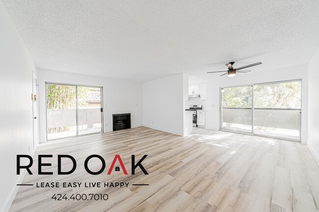 Building Photo - 9809 Regent St Unit 101