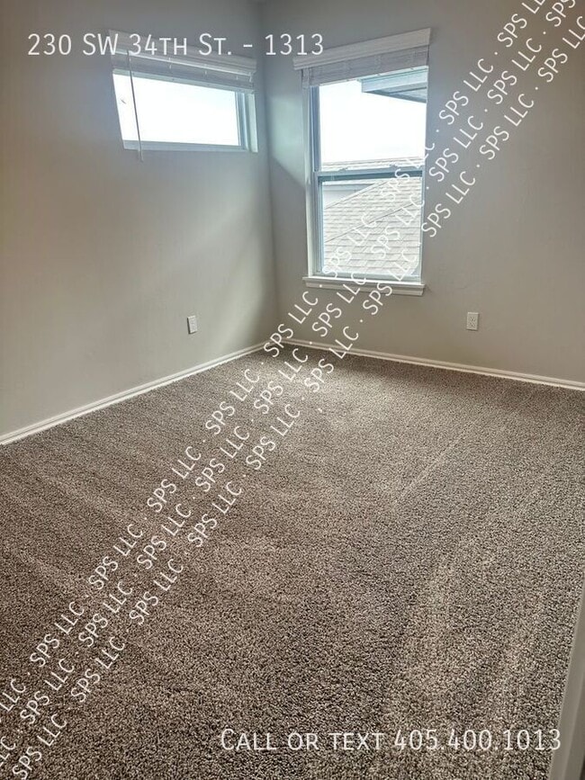 Photo - 230 SW 34th St