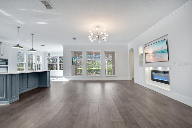 Photo - 8399 Bowden Way