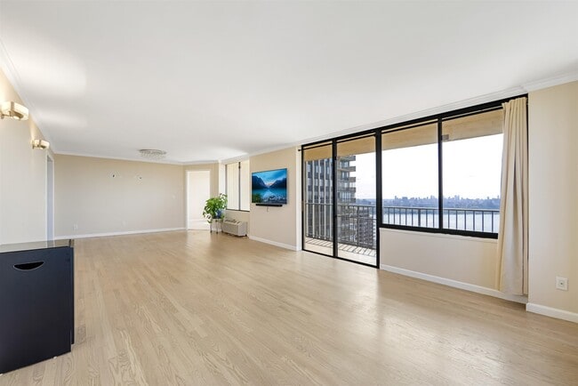 Photo - 200 Winston Dr Unit 2019