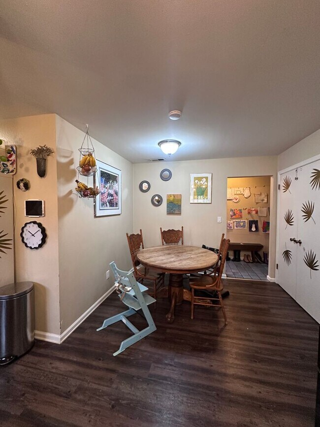 Photo - 1506 Manzanita Ln
