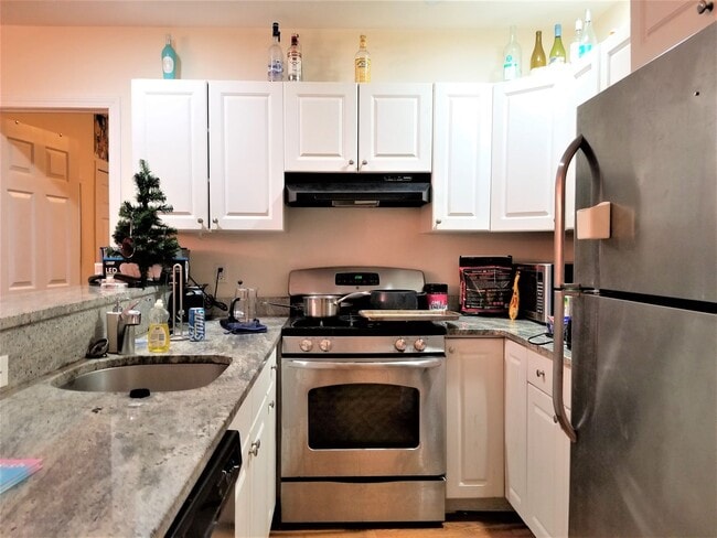 Photo - Boston University 3bed / 1bath available for September 2026