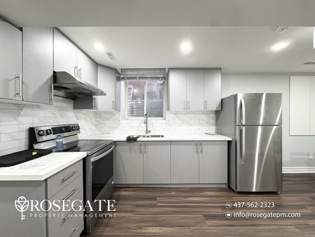 Photo - 2-Bedroom Basement Apartment with Internet, In-Unit Laundry & Parking – Brampton Unité 2