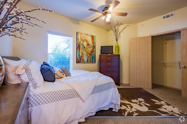 2BA, 2BR - Bedroom