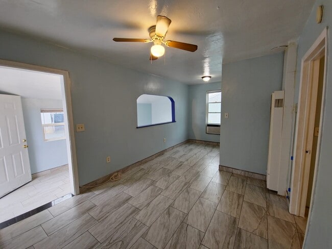 Front room with Living room