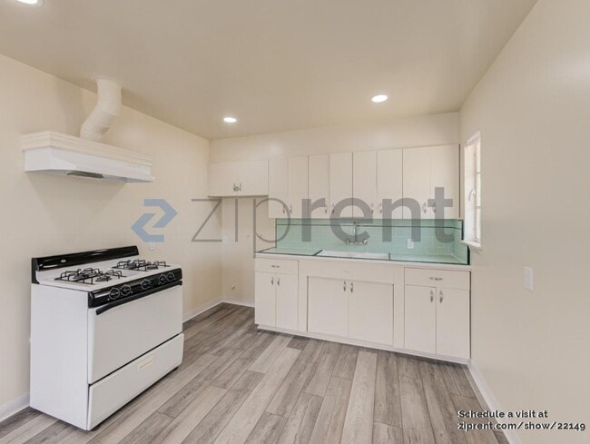 Photo - 1335 E Brown Ave