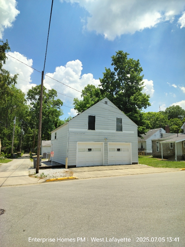 Building Photo - 424 Dodge St