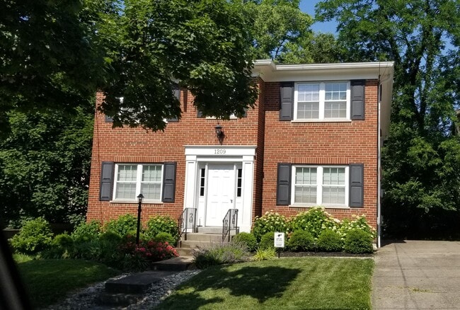 Photo - 1209 Paxton Ave Unit # 4.  2nd floor