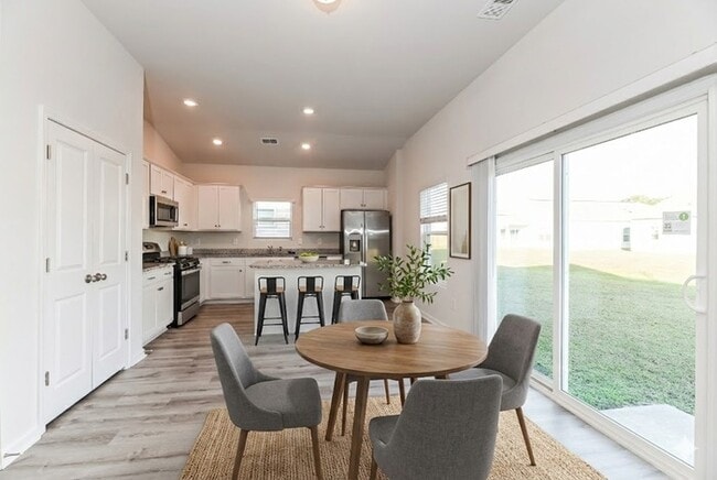 Photo - 148 Dorian Lp