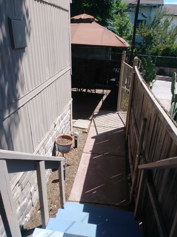 Photo - 202 Chisholm Ave